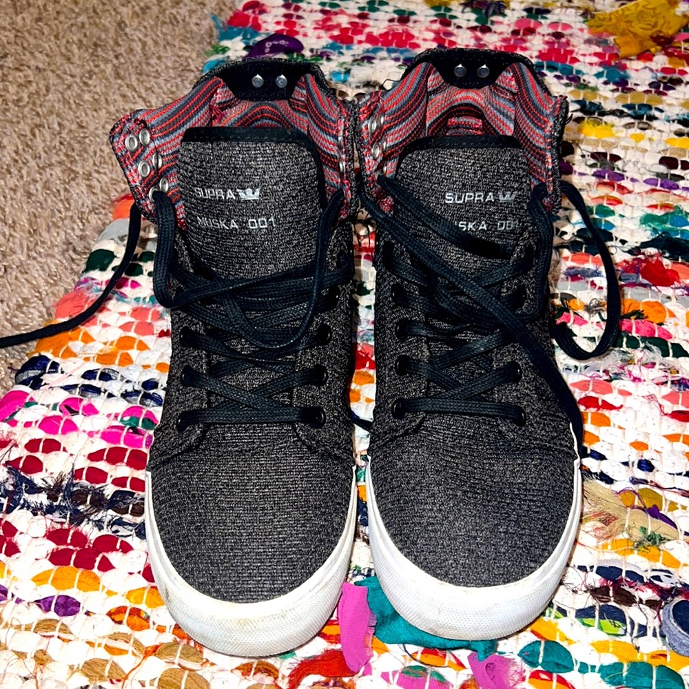Supra Muska 001 Shoes / Men’s 6 / Woman’s 8 / Gray / Skate Shoe / Gently Worn